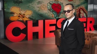 Chester in love